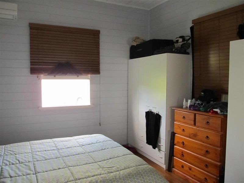 90 Powell Street, Bowen QLD 4805