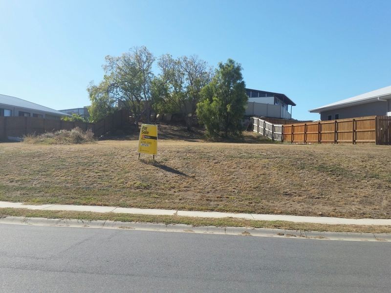 3 Silk Road, Bowen QLD 4805