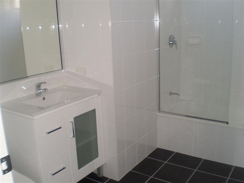 2/16 Williams Street, Bowen QLD 4805