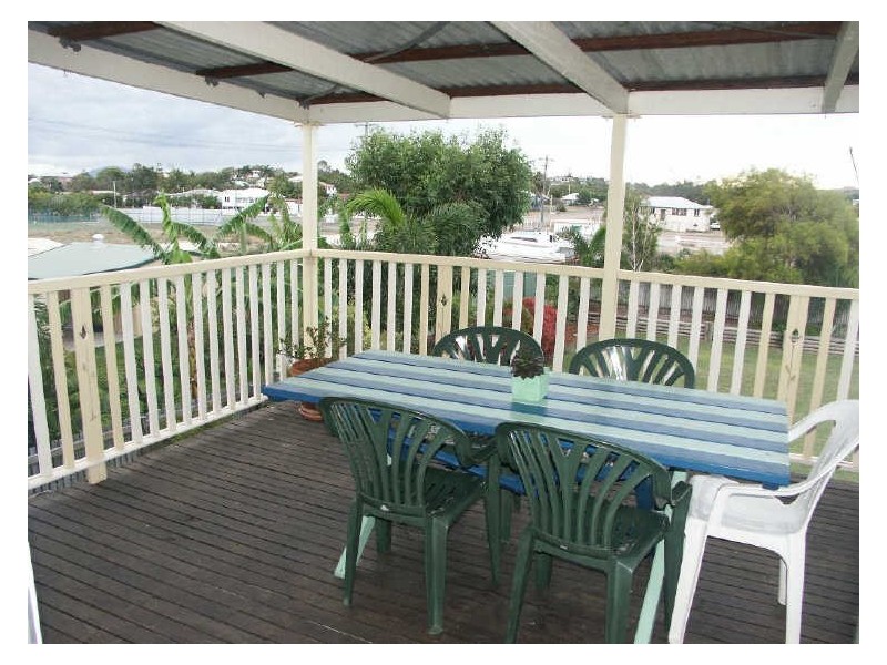16 Thomas Street, Bowen QLD 4805