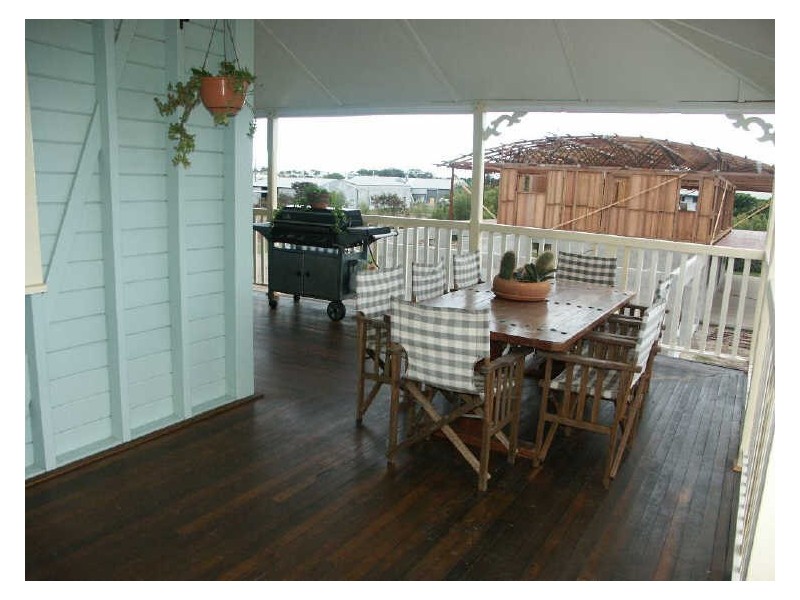16 Thomas Street, Bowen QLD 4805