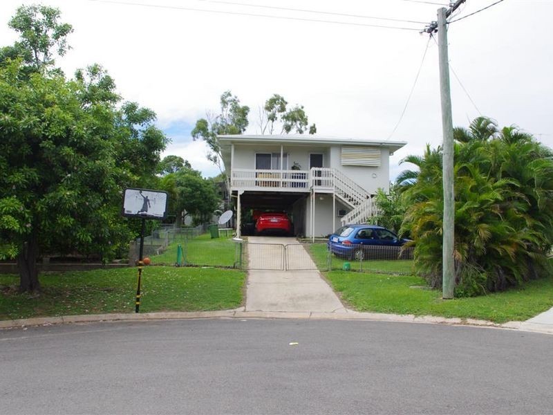 10 Salisbury Crescent, Bowen QLD 4805