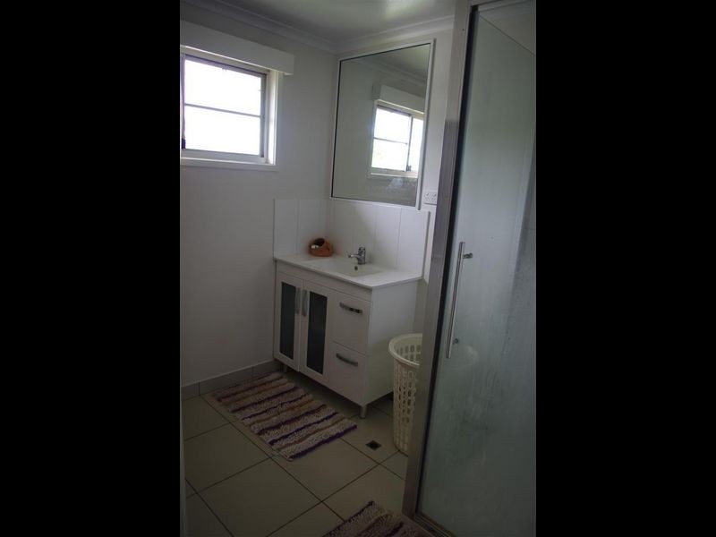 10 Salisbury Crescent, Bowen QLD 4805