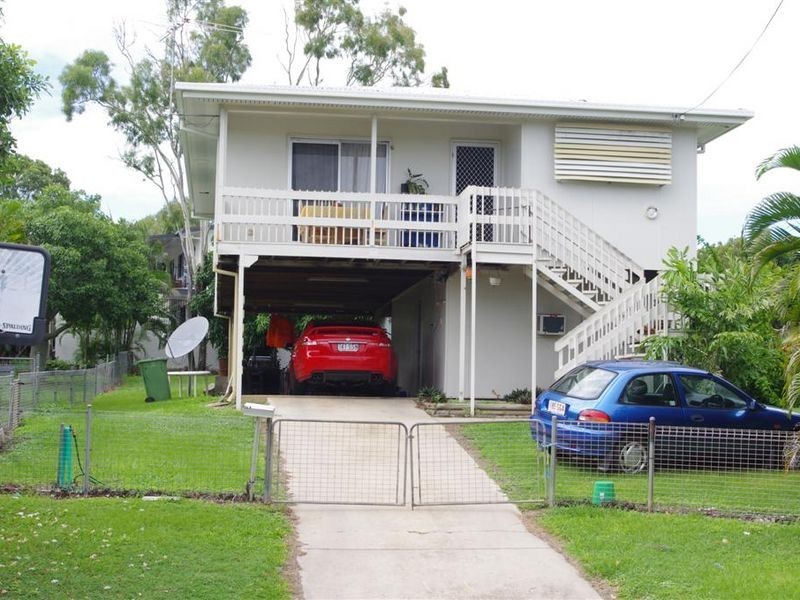 10 Salisbury Crescent, Bowen QLD 4805