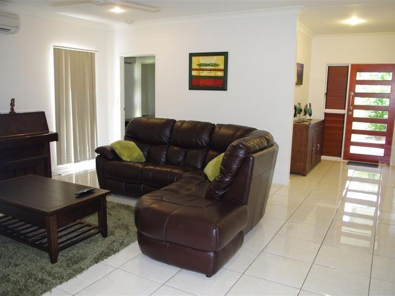 9 Sunshine Court, Bowen QLD 4805