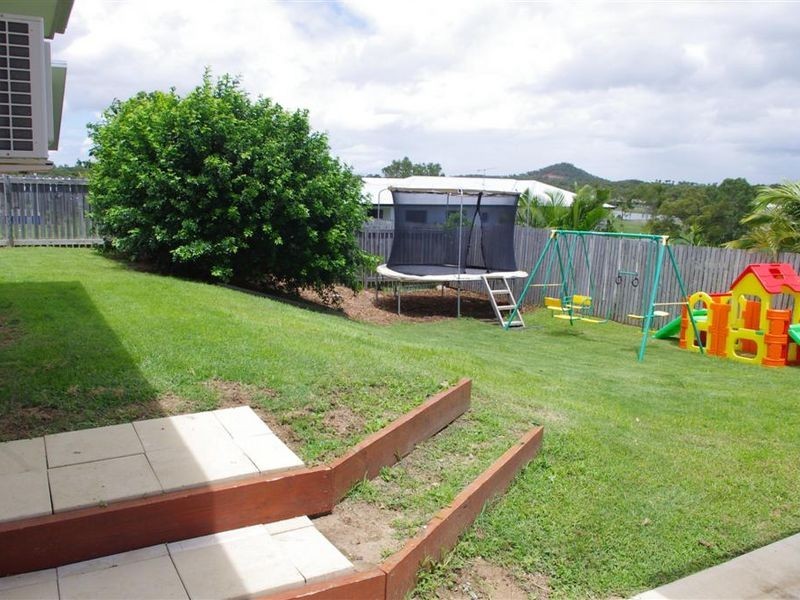 9 Sunshine Court, Bowen QLD 4805
