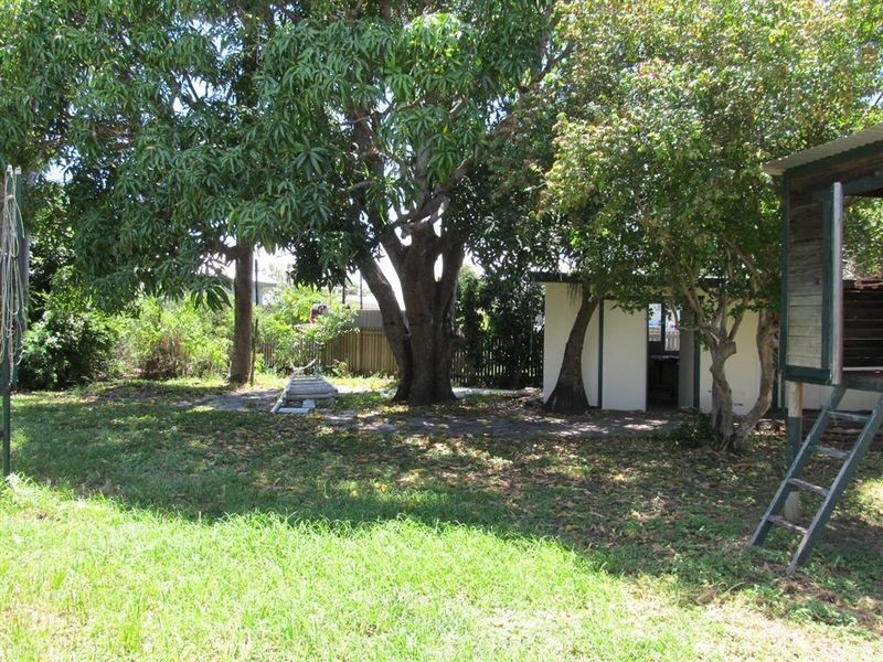 12 Marshall Street, Bowen QLD 4805