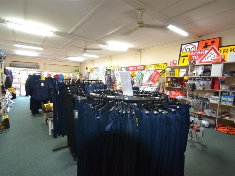 39 Powell Street, Bowen QLD 4805