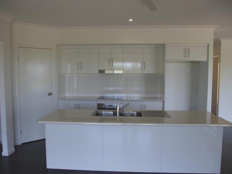 13 Links Road, Bowen QLD 4805
