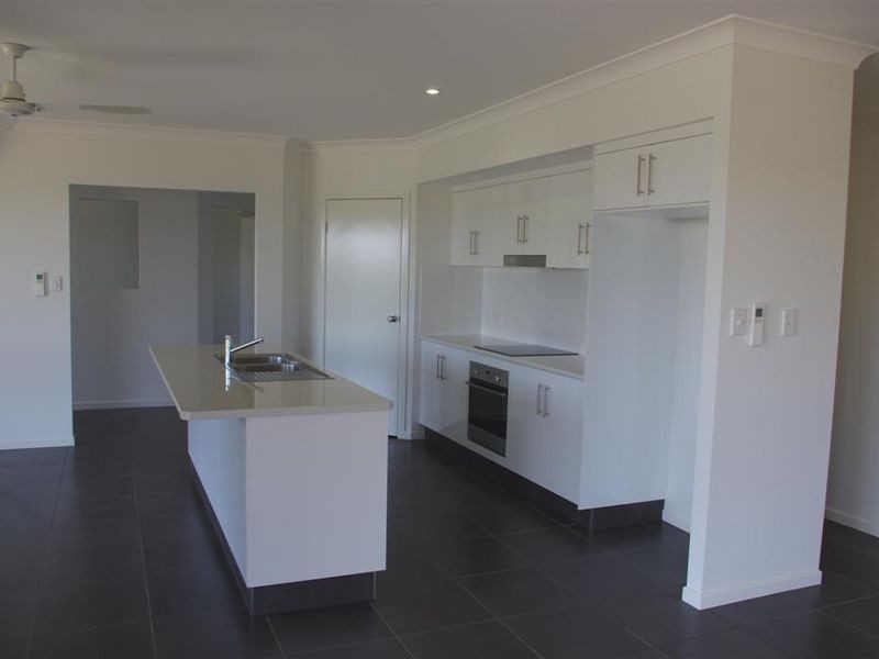 13 Links Road, Bowen QLD 4805