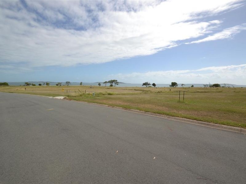 7 Bayside Court, Bowen QLD 4805