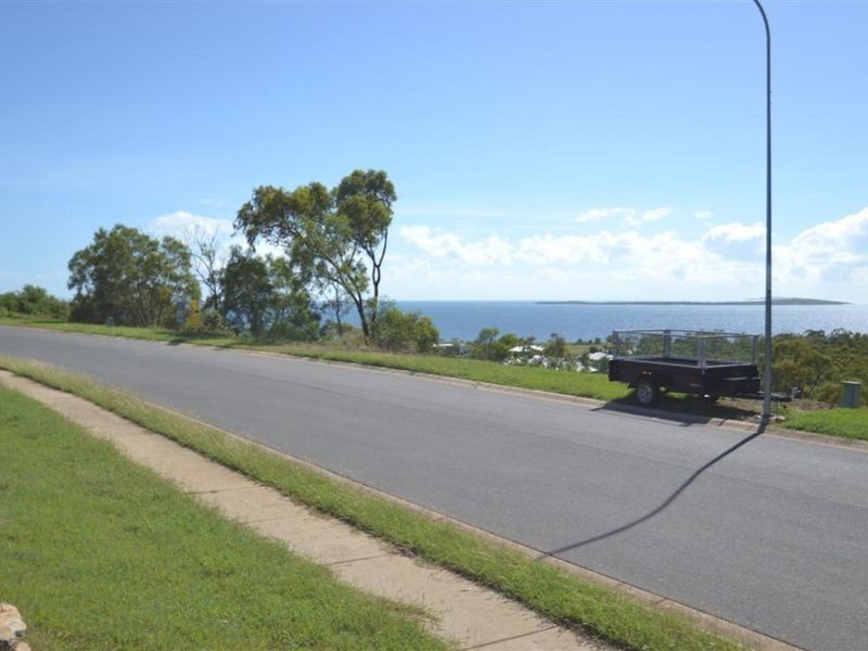 11 Grandview Terrace, Bowen QLD 4805