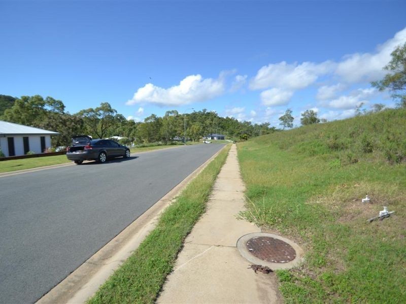 11 Grandview Terrace, Bowen QLD 4805