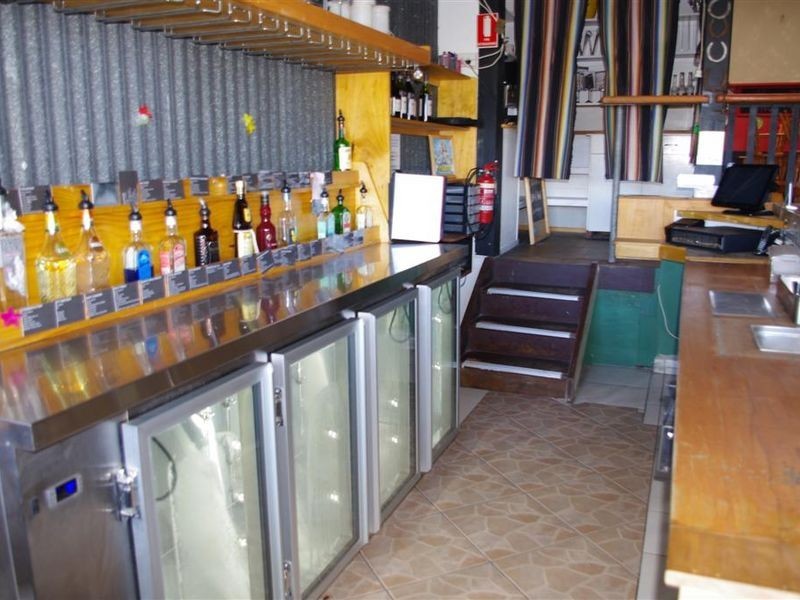 37 Herbert Street, Bowen QLD 4805