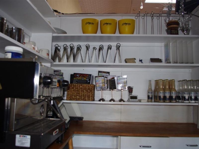 37 Herbert Street, Bowen QLD 4805