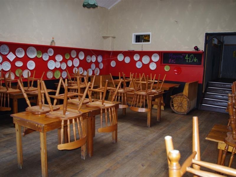 37 Herbert Street, Bowen QLD 4805