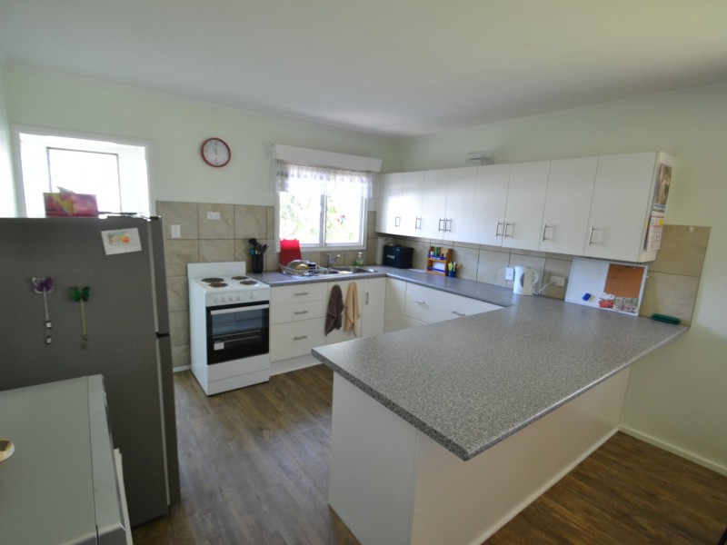 94 Gregory Street, Bowen QLD 4805