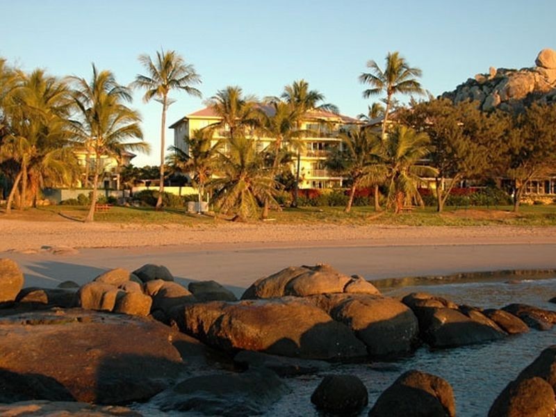 10/2 Pandanus Street, Bowen QLD 4805