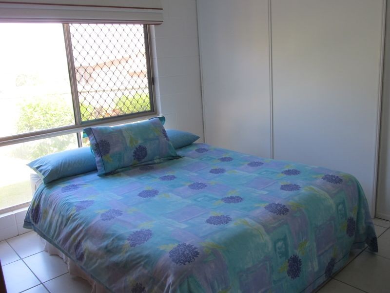 2/5 Lotus Lane, Bowen QLD 4805