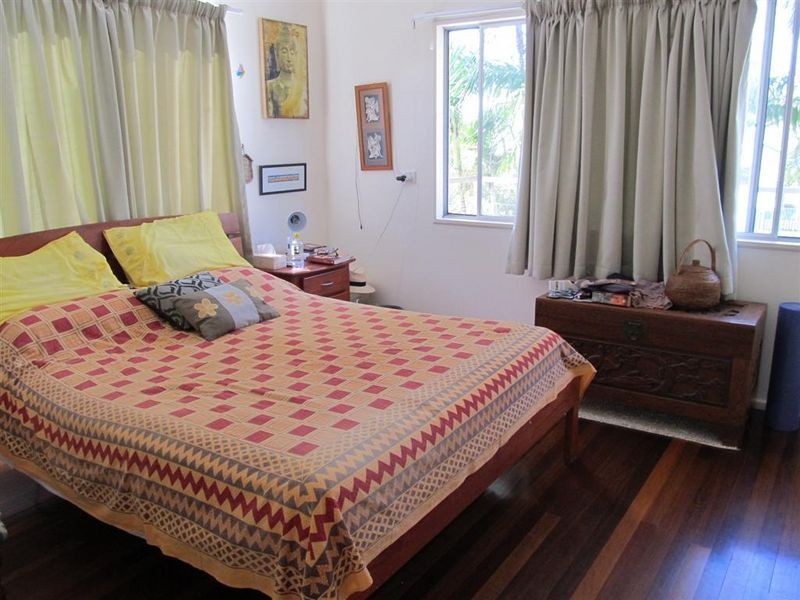 15 Gilbert Street, Bowen QLD 4805