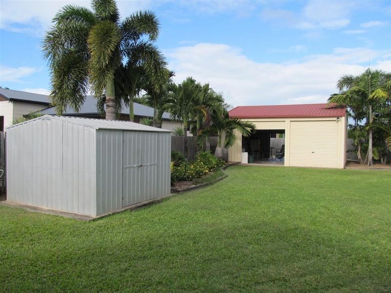 1 Peters Place, Bowen QLD 4805