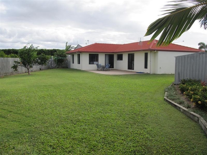 1 Peters Place, Bowen QLD 4805