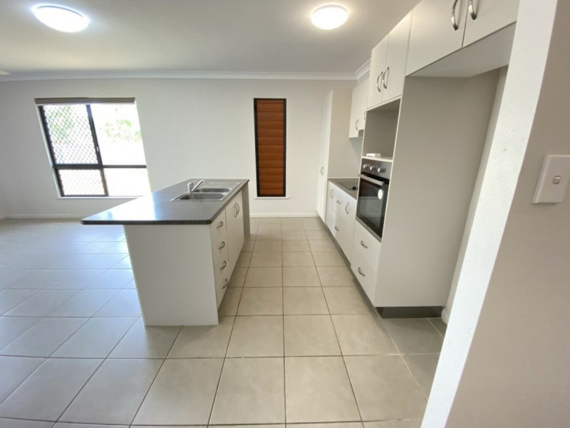 49 Scenic Crescent, Bowen QLD 4805