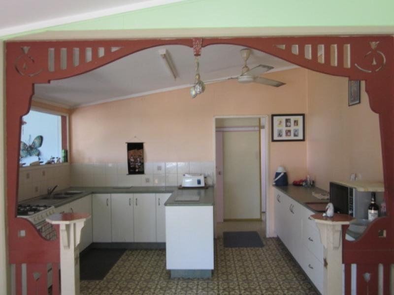 15 Powell Street, Bowen QLD 4805