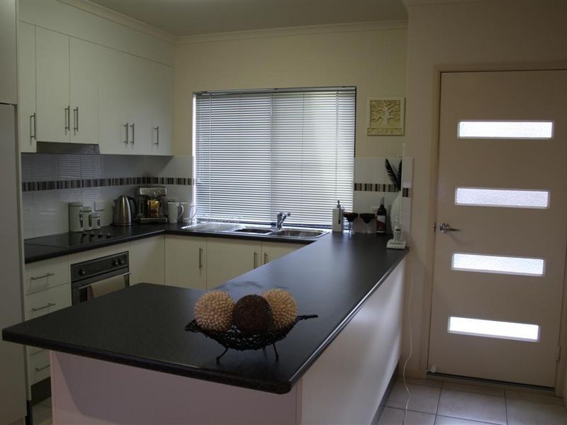 1/34 Poole Street, Bowen QLD 4805