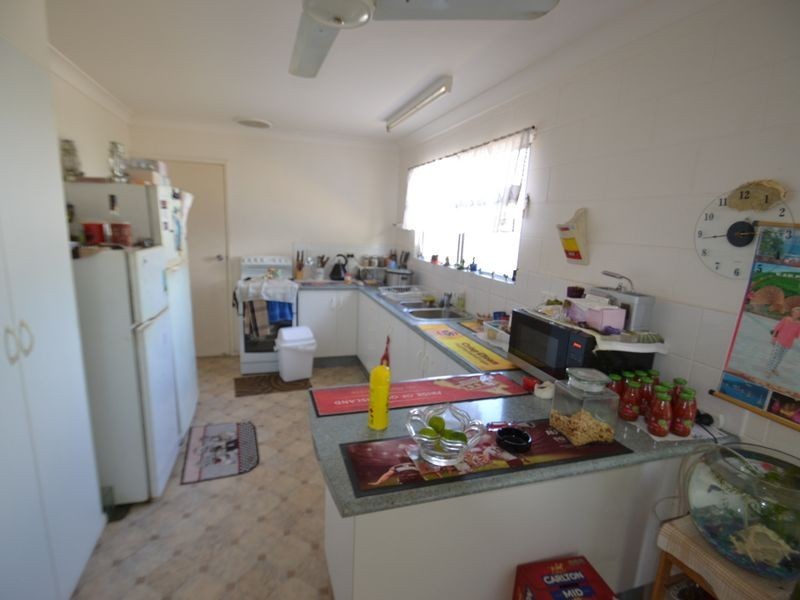 5 Emmerson Drive, Bowen QLD 4805