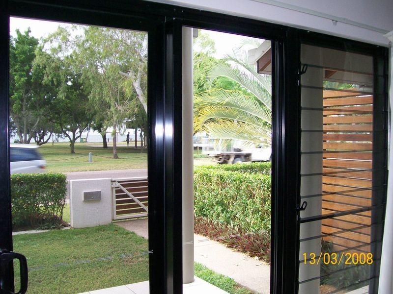 2/87 Horseshoe Bay Road, Bowen QLD 4805