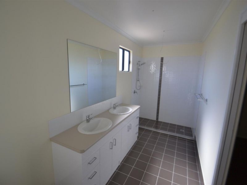 24 Kennedy Street, Bowen QLD 4805
