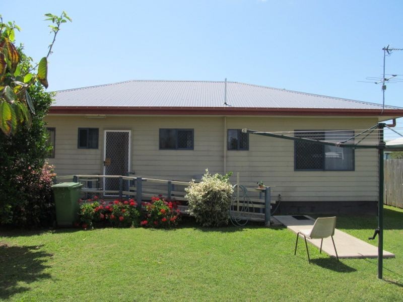 27 Emmerson Drive, Bowen QLD 4805