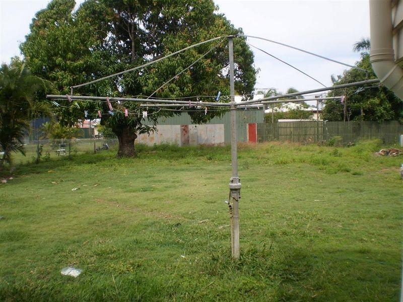 15 Field Street, Bowen QLD 4805