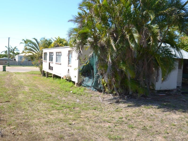 64 Poole Street, Bowen QLD 4805