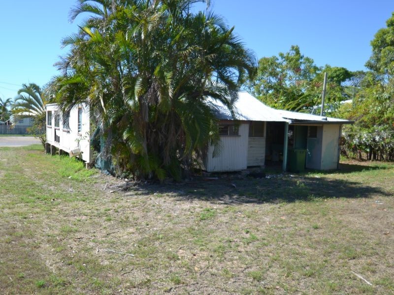 64 Poole Street, Bowen QLD 4805