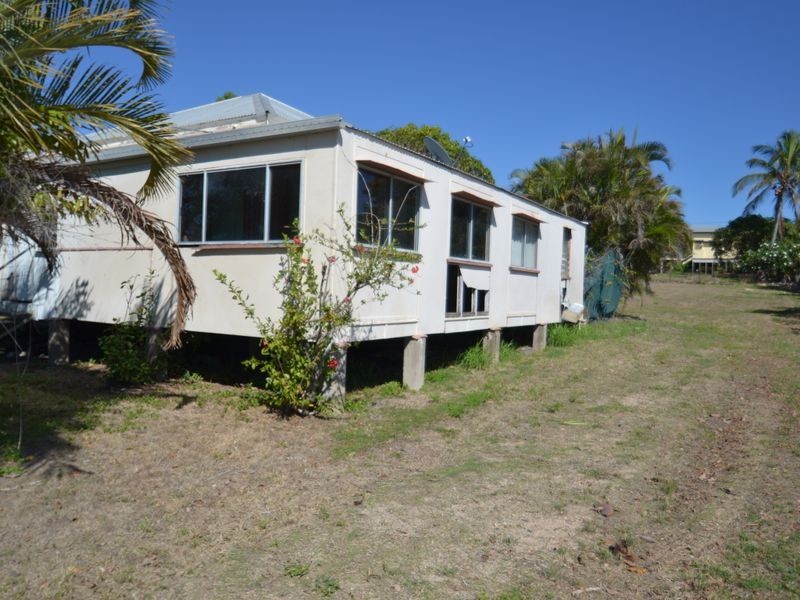 64 Poole Street, Bowen QLD 4805