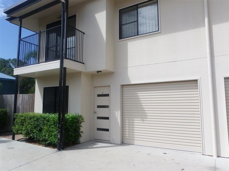 7/34 Poole Street, Bowen QLD 4805