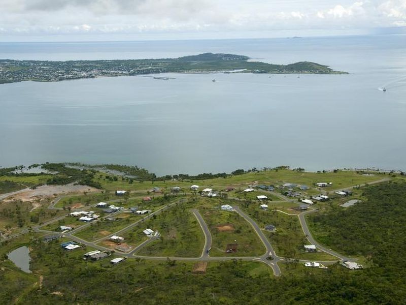 12 Bayside Court, Bowen QLD 4805