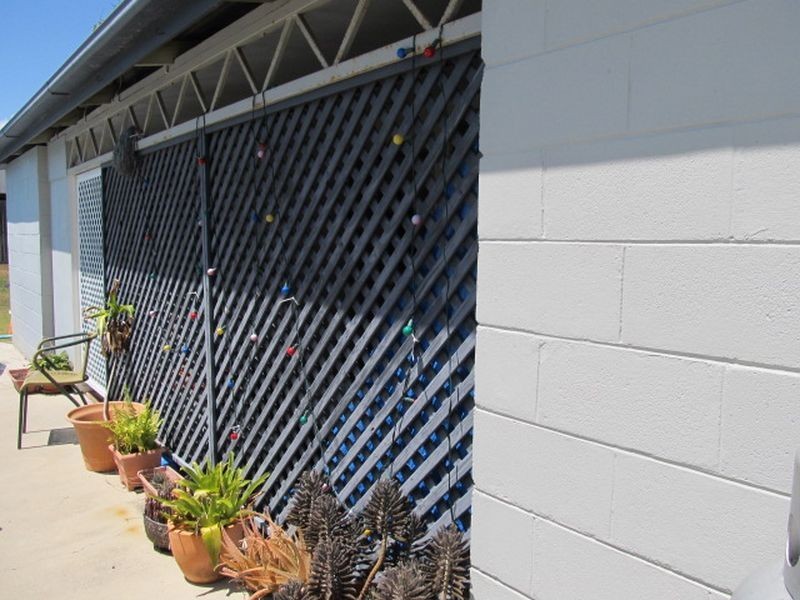 2/1 Bunting Street, Bowen QLD 4805