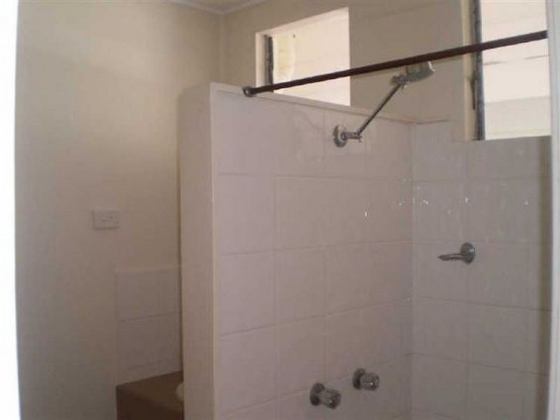 2/1 Bunting Street, Bowen QLD 4805