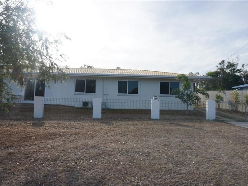 7 Queens Road, Bowen QLD 4805
