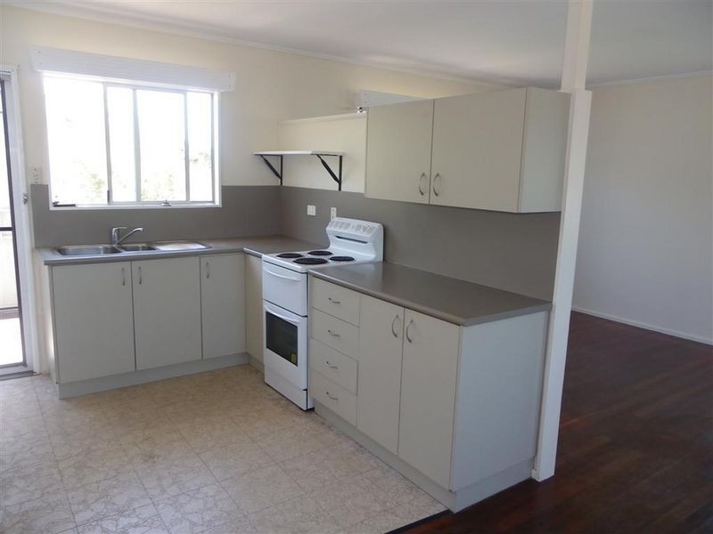 20 Rose Bay Road, Bowen QLD 4805