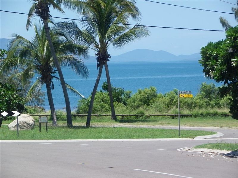 20 Rose Bay Road, Bowen QLD 4805