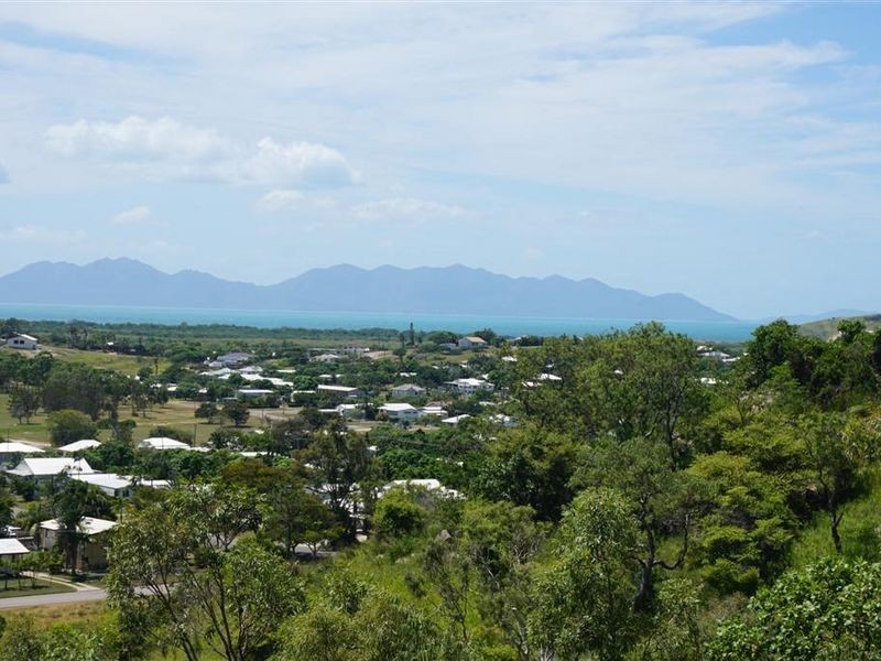 1-3 Panorama Place, Bowen QLD 4805
