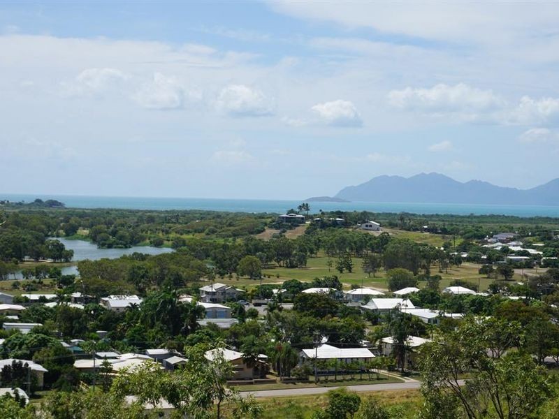 1-3 Panorama Place, Bowen QLD 4805