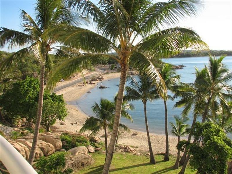 Apartment 5/2b Horseshoe Bay Road, Bowen QLD 4805