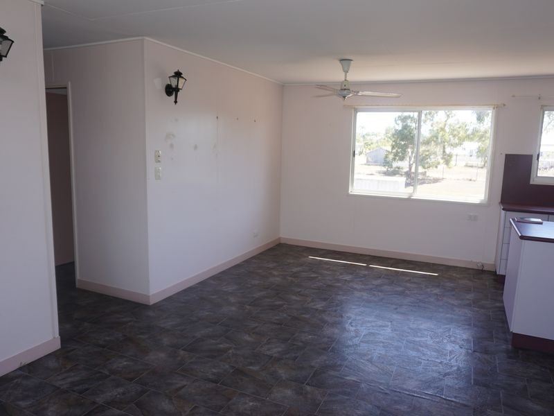 26 Thomas Street, Bowen QLD 4805