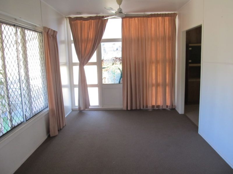 4 Marshall Street, Bowen QLD 4805