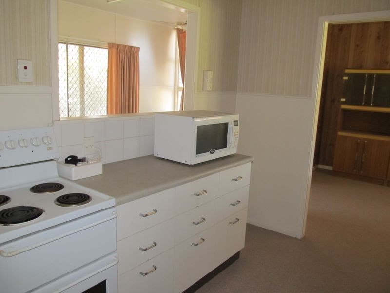 4 Marshall Street, Bowen QLD 4805